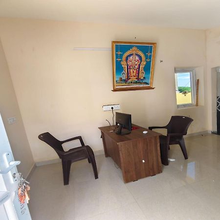 Arumugam Residency Ac Тиручендур Экстерьер фото